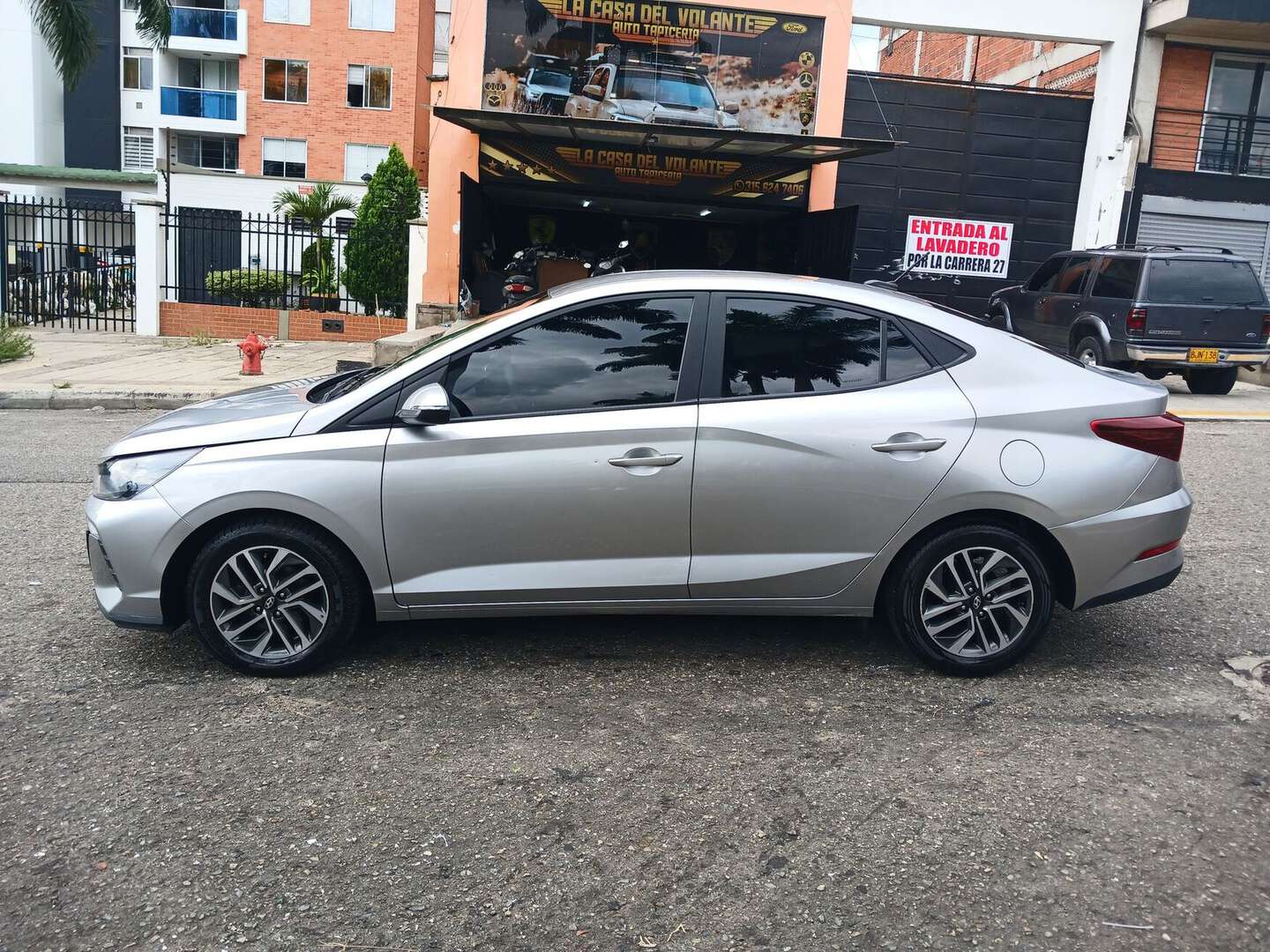 Hyundai - HB20S Accent - 2024