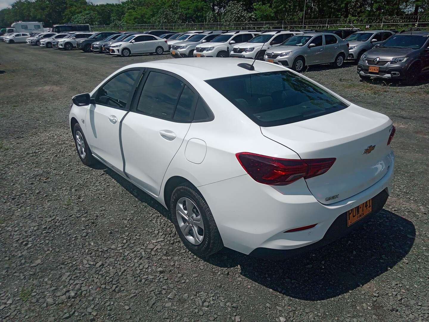 Chevrolet - Onix - 2025
