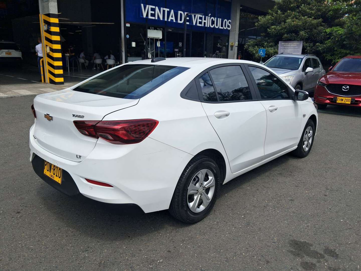 Chevrolet - Onix - 2025