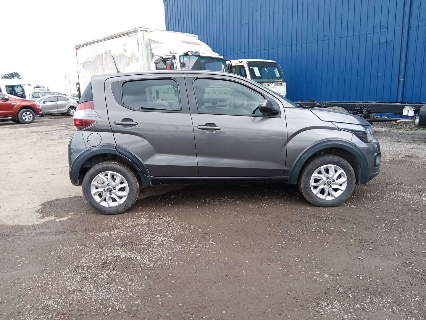 Fiat - Mobi - 2024