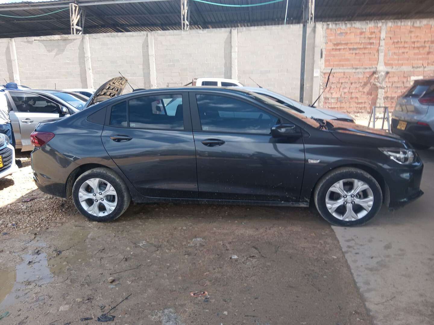 Chevrolet - Onix - 2025