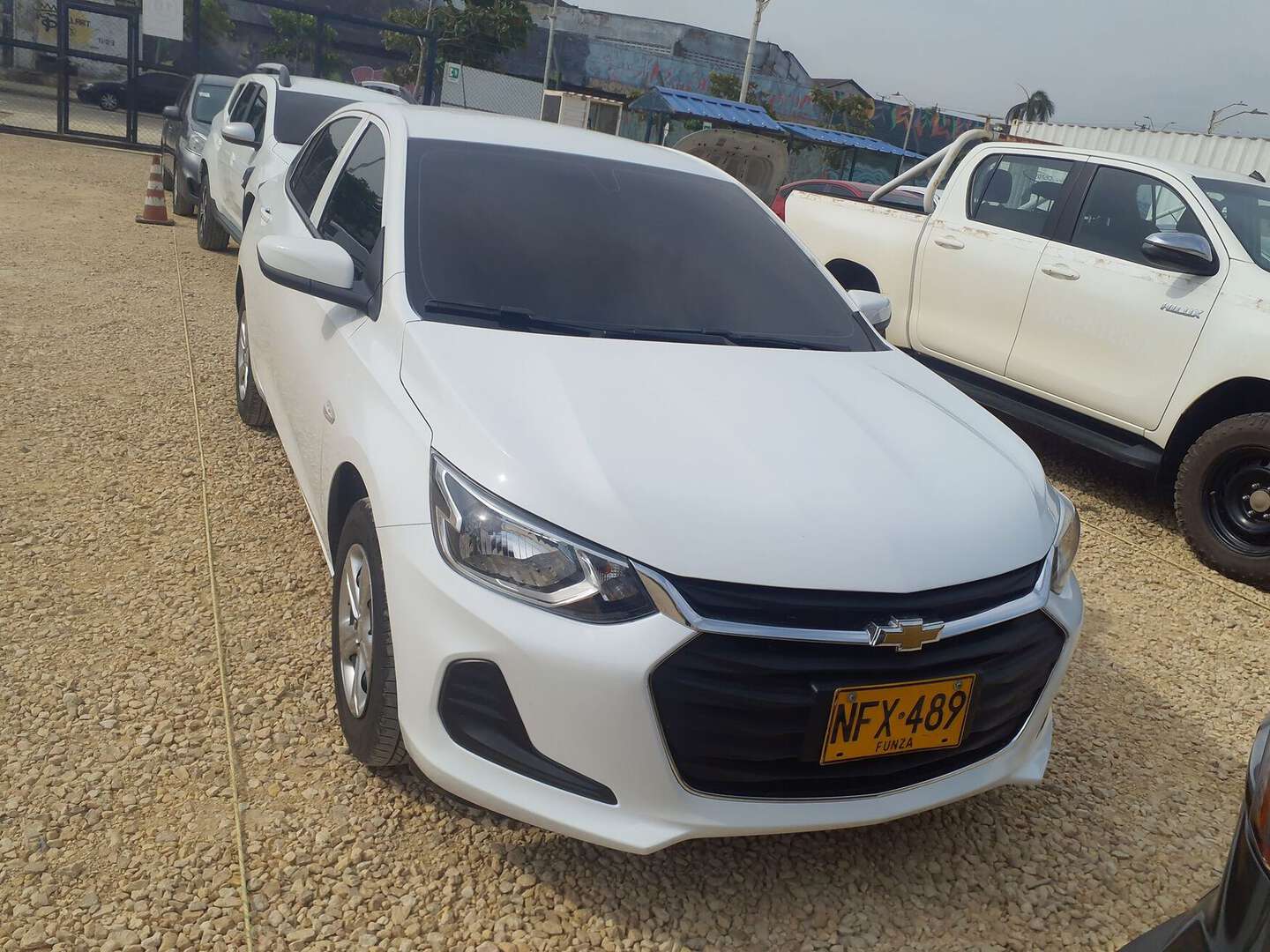 Chevrolet - Onix - 2023
