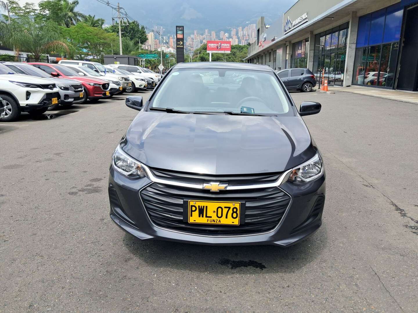 Chevrolet - Onix - 2025