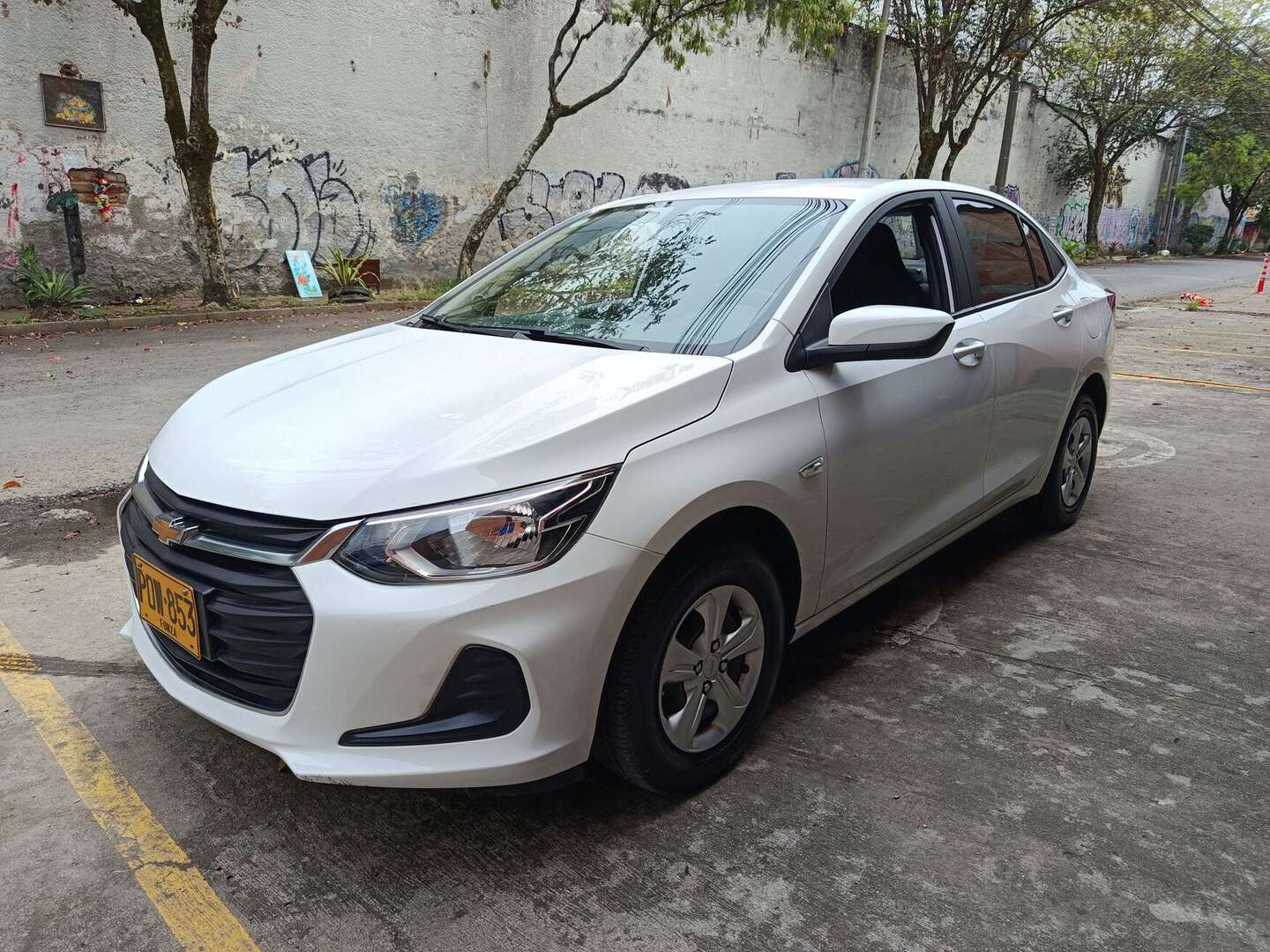 Chevrolet - Onix - 2025
