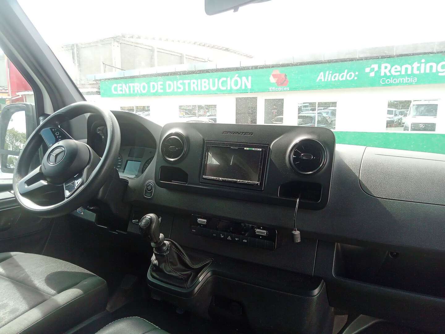 Mercedes Benz - Sprinter - 2023