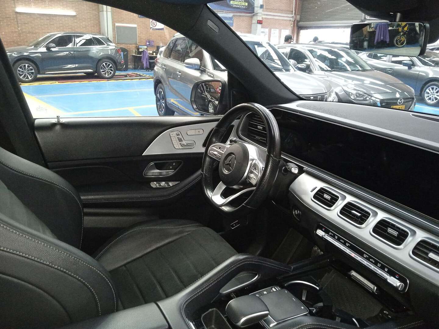 Mercedes Benz - GLE350DE - 2023