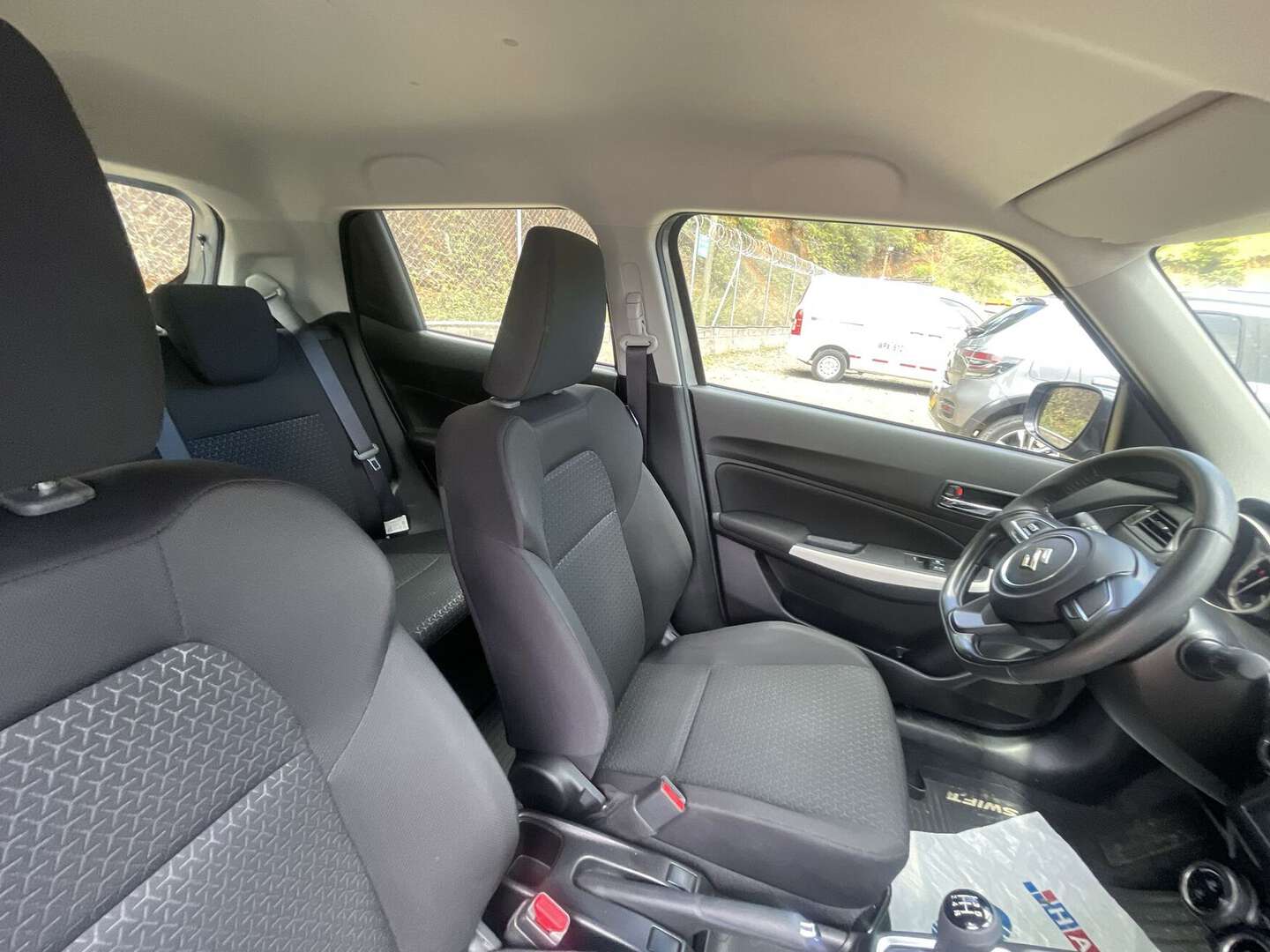 Suzuki - Swift - 2023