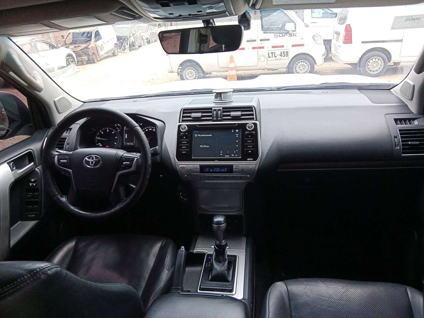 Toyota - Prado - 2020