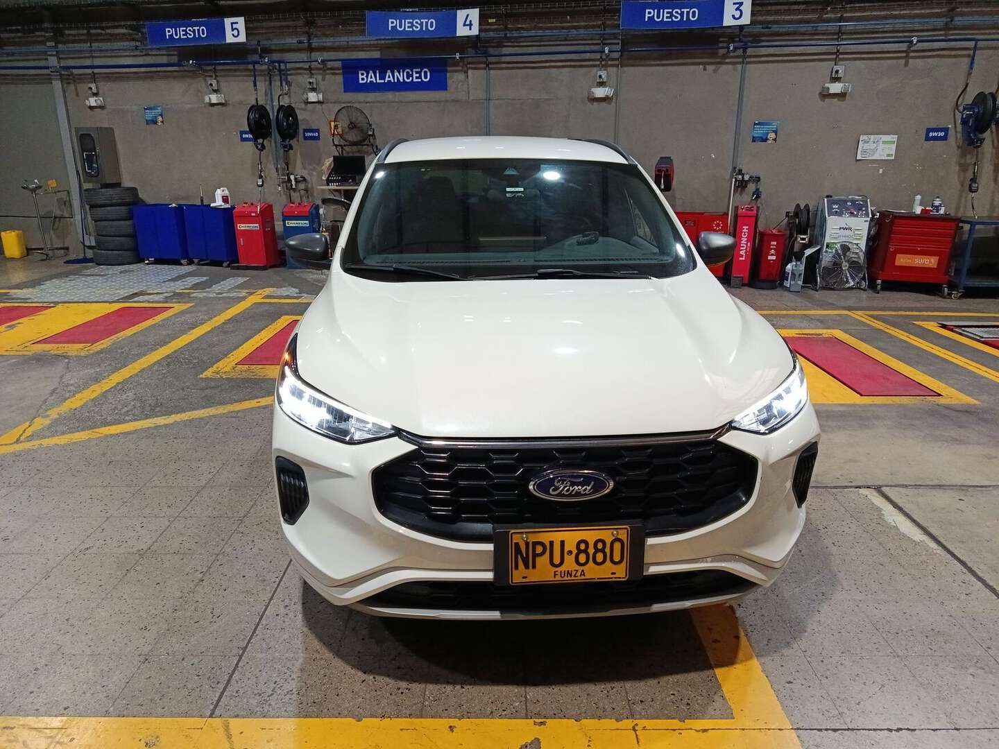 Ford - Escape - 2023