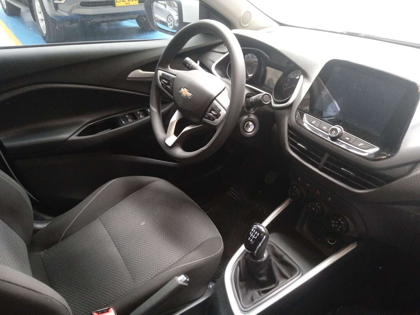 Chevrolet - Onix - 2025