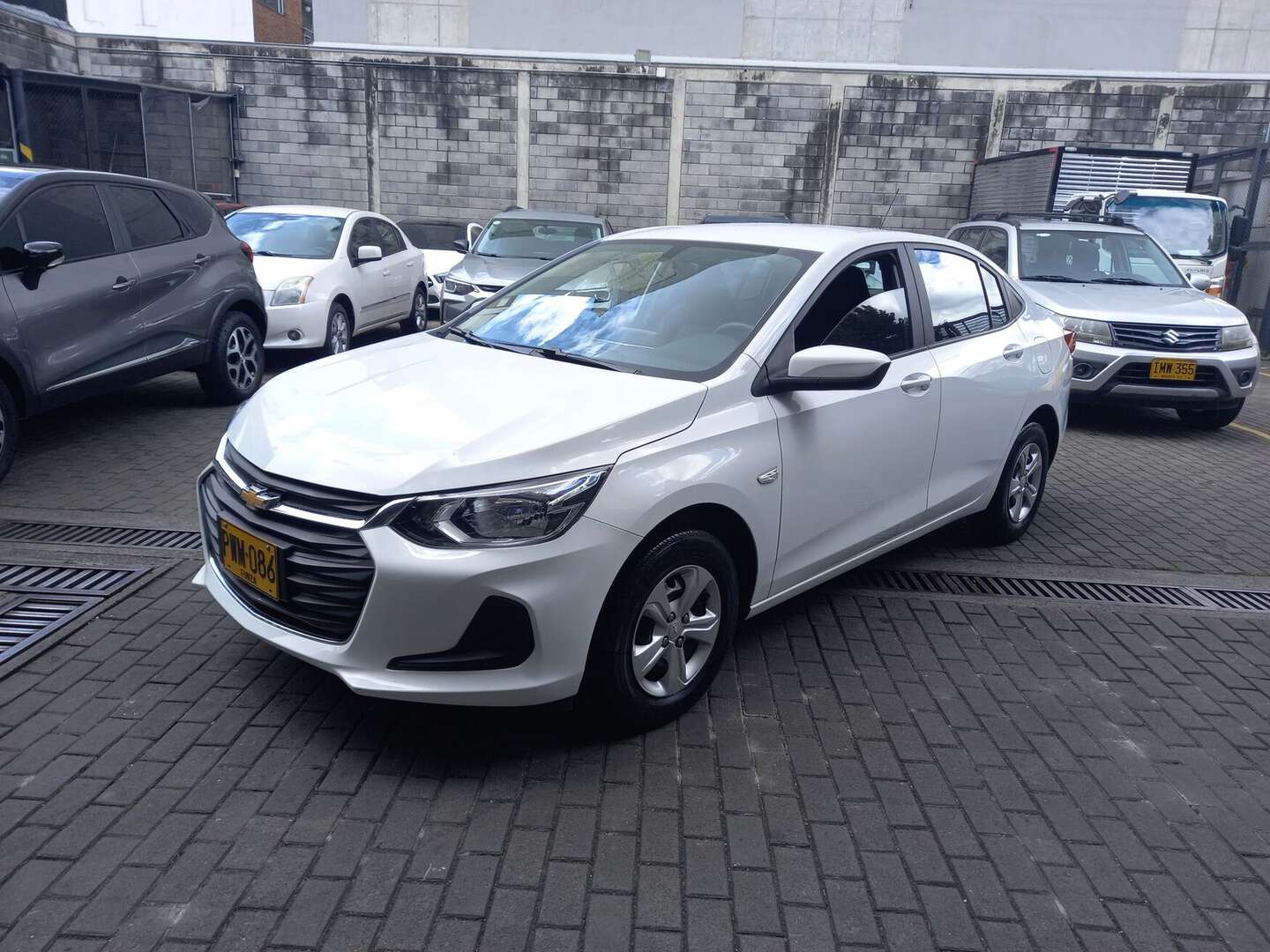 Chevrolet - Onix - 2025