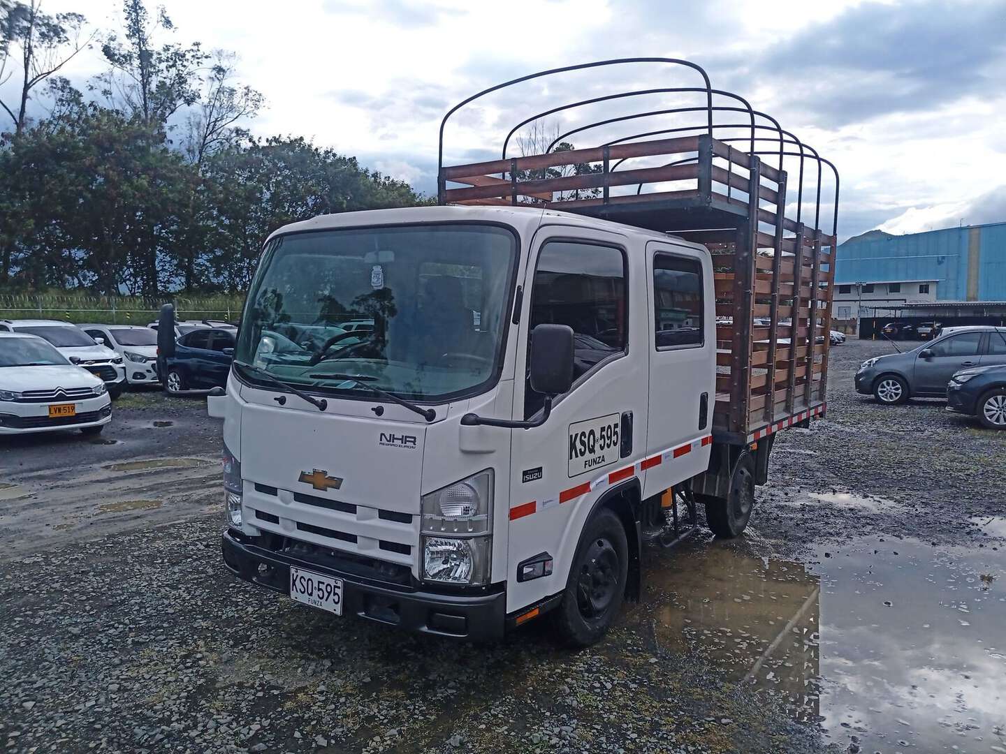 Chevrolet - NHR Doble - 2022