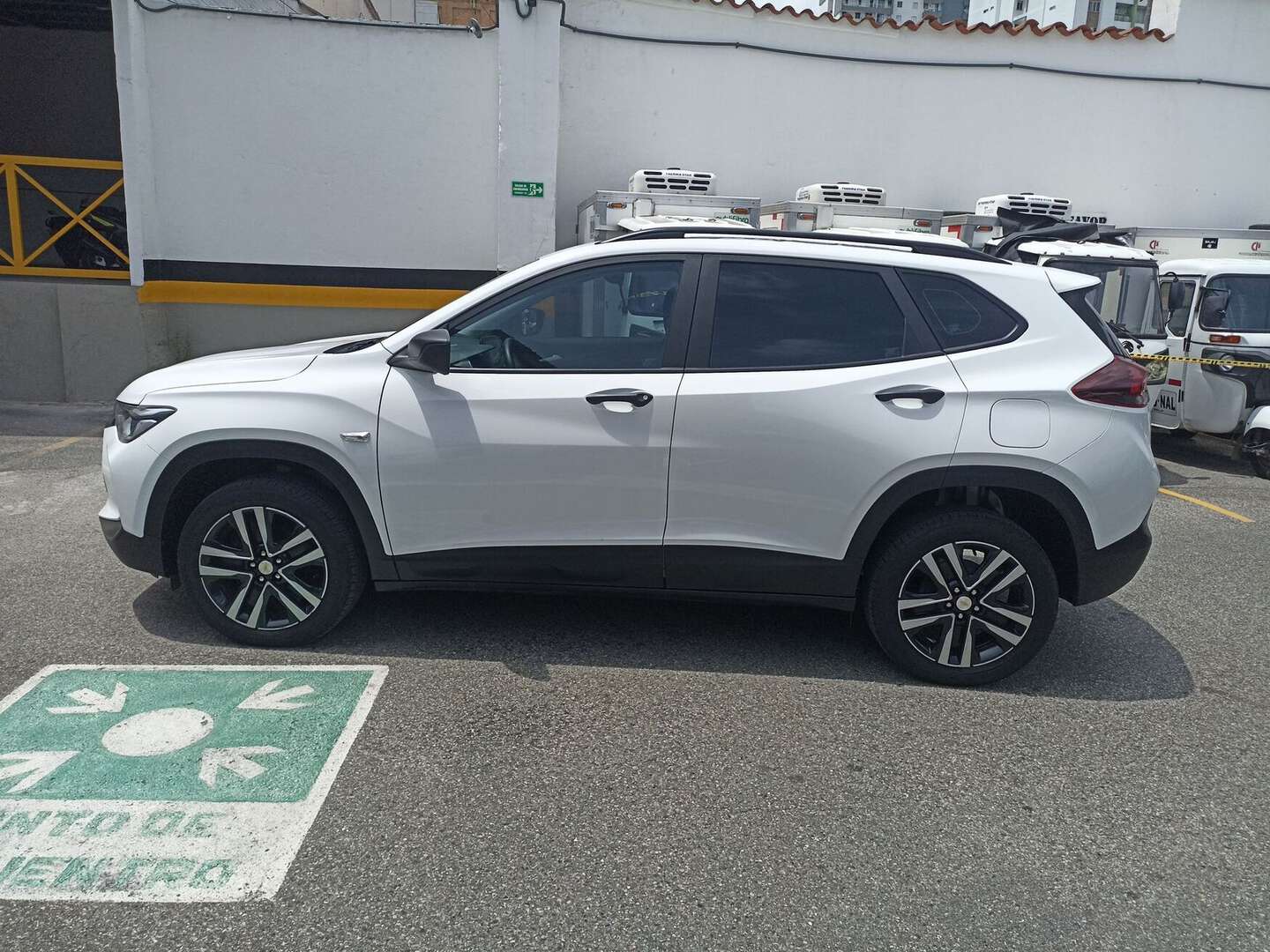 Chevrolet - Tracker - 2025