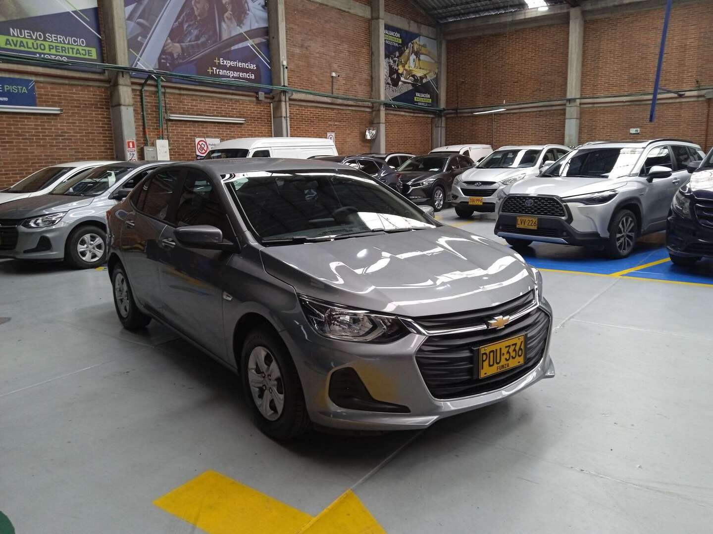 Chevrolet - Onix - 2025