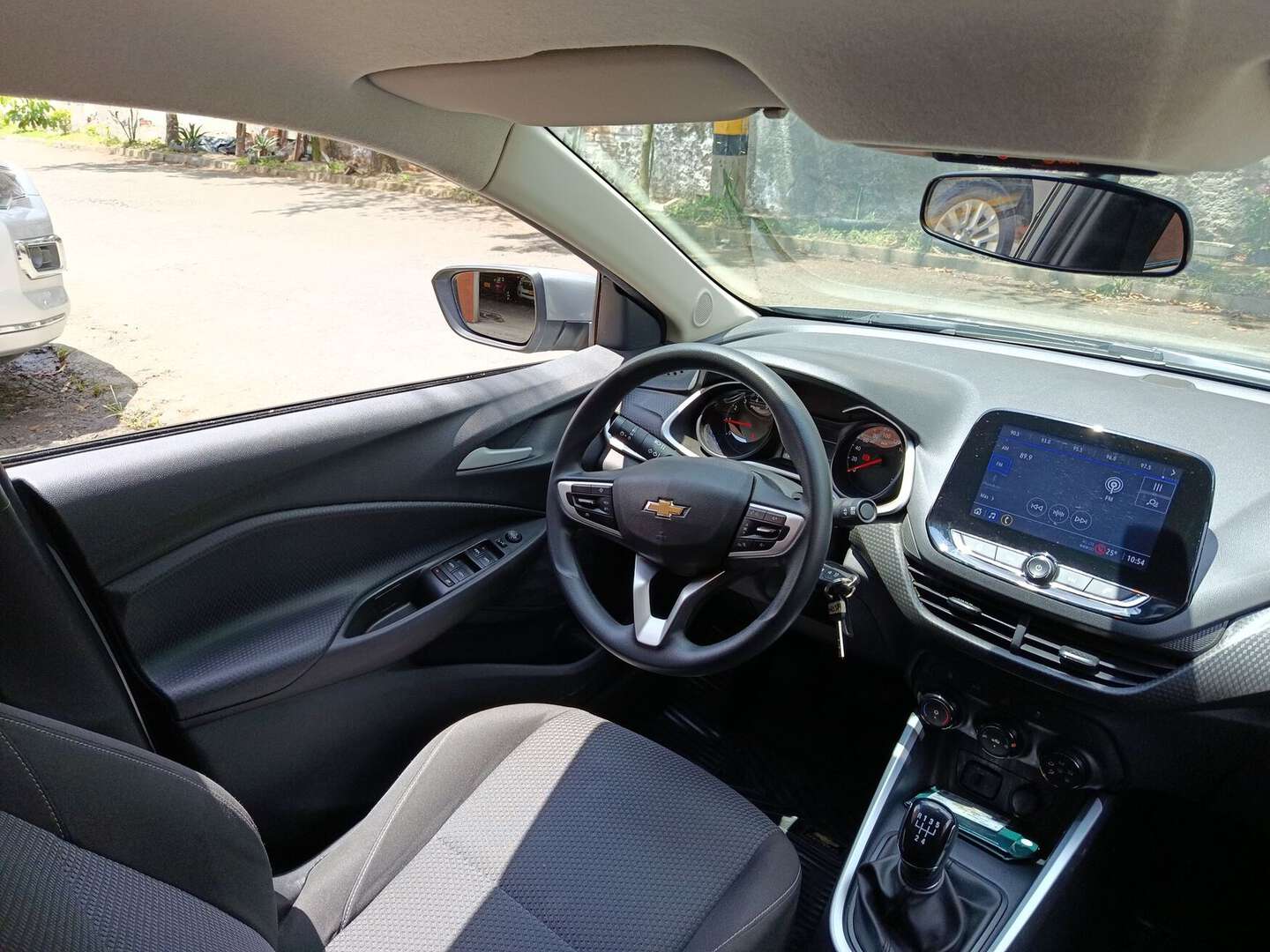 Chevrolet - Onix - 2025
