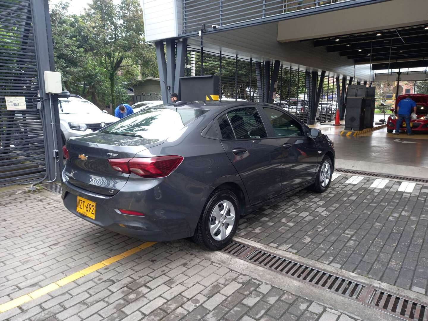 Chevrolet - Onix - 2025