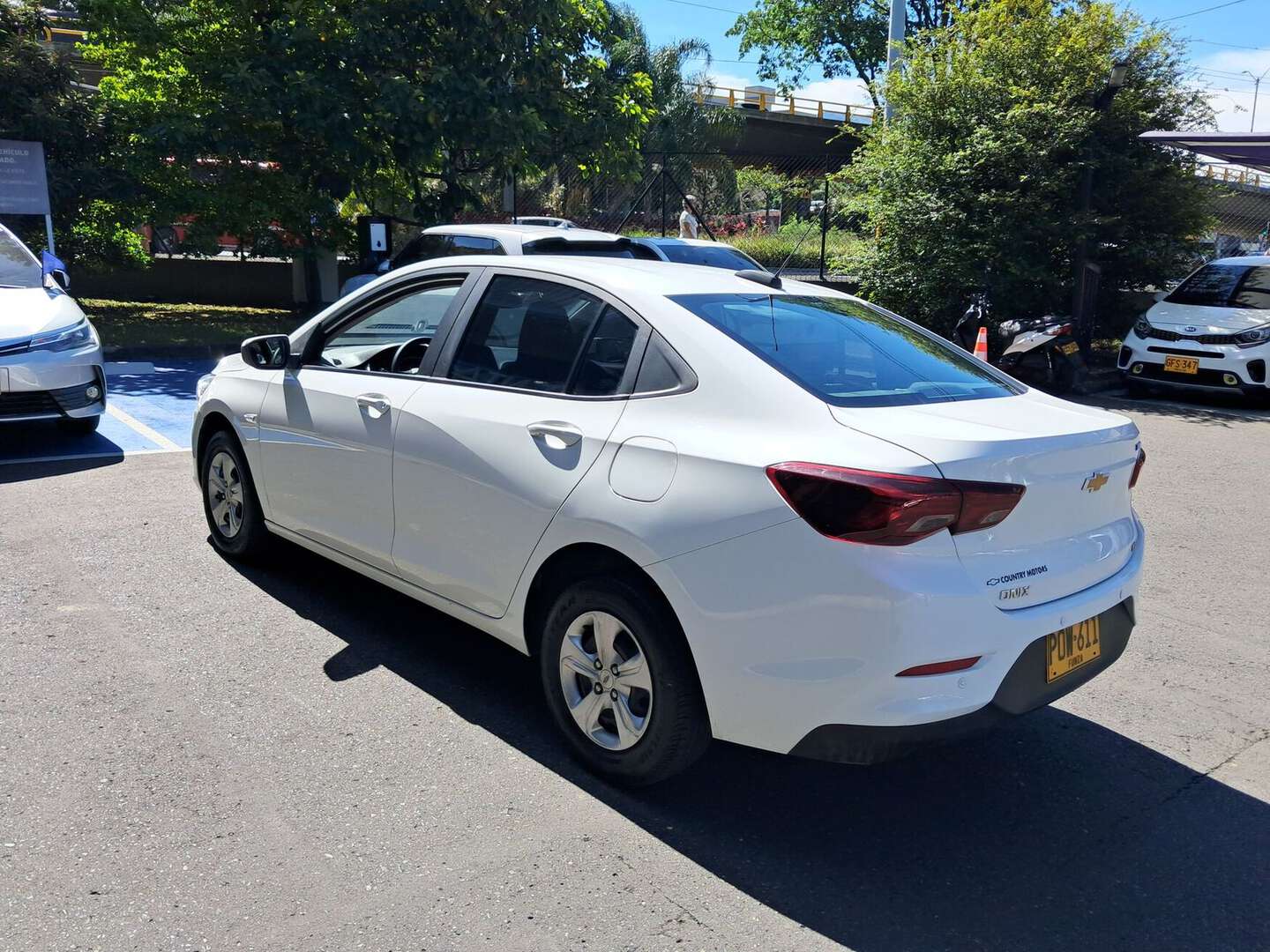 Chevrolet - Onix - 2025
