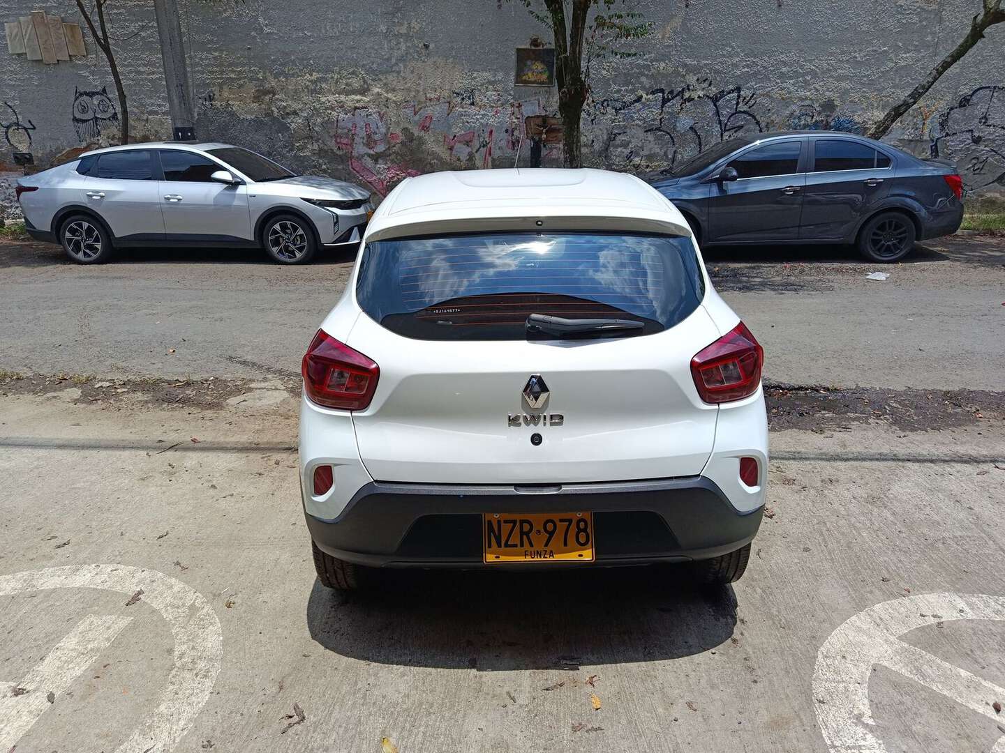Renault - Kwid - 2025