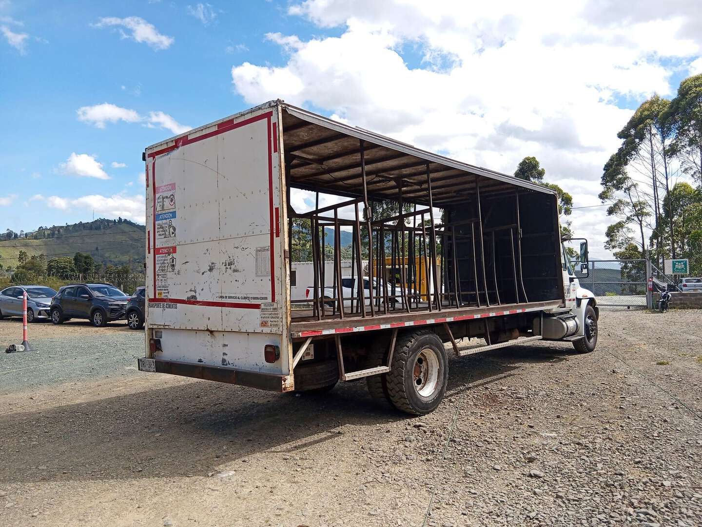 International - 4300 - 2012