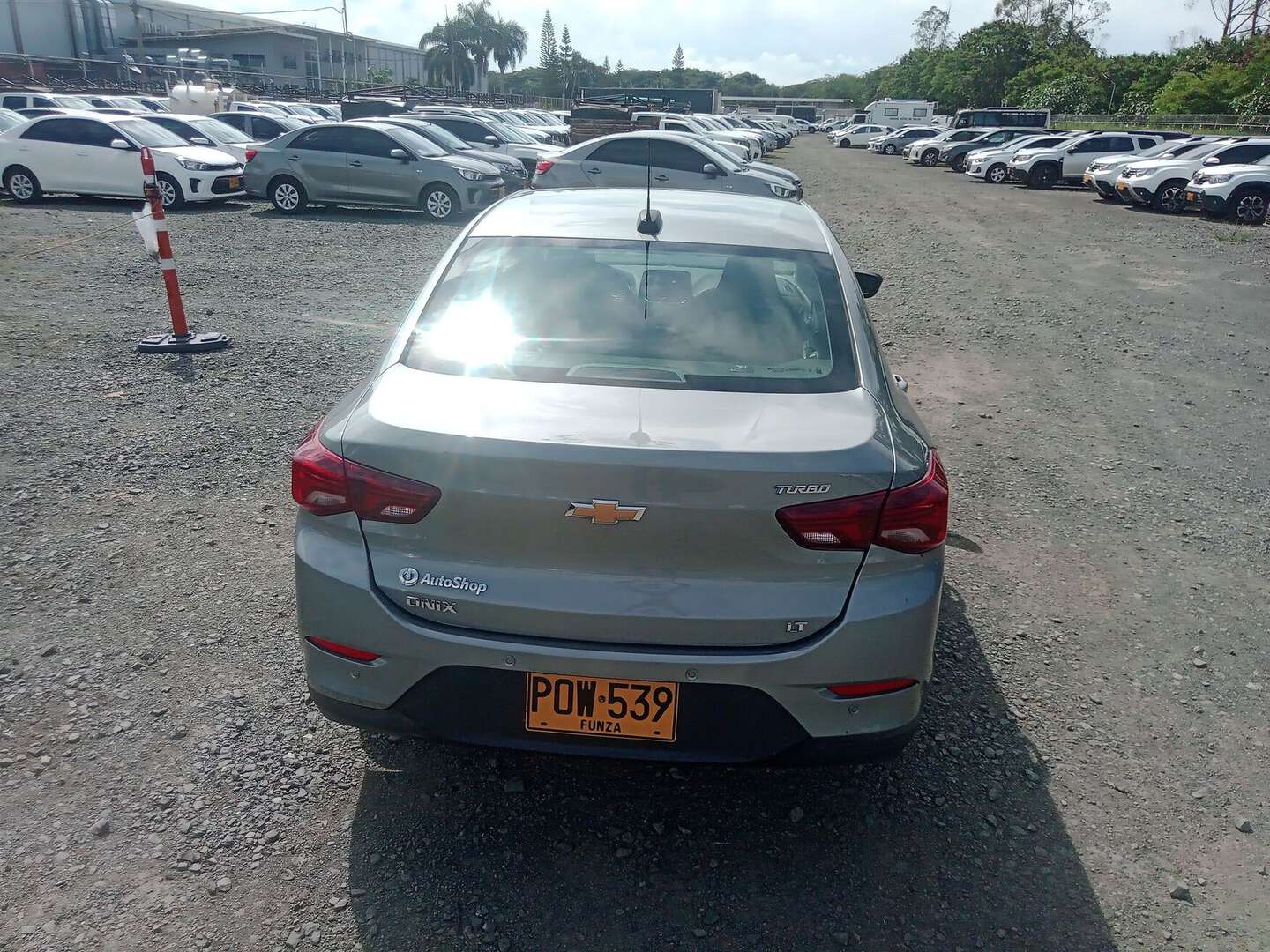 Chevrolet - Onix - 2025