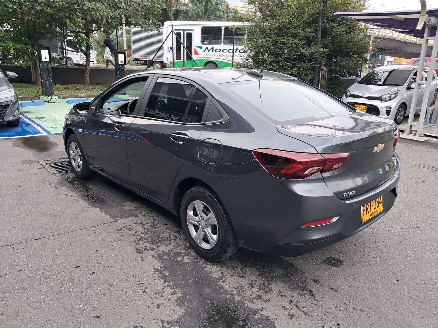 Chevrolet - Onix - 2025