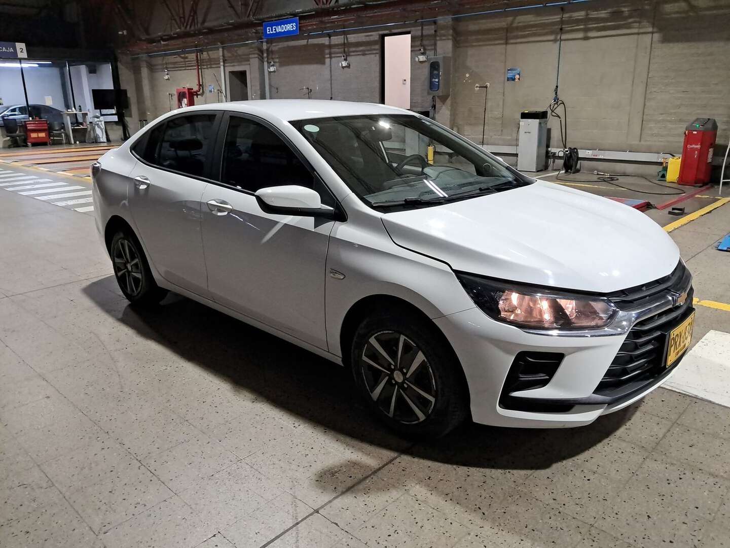 Chevrolet - Onix - 2026