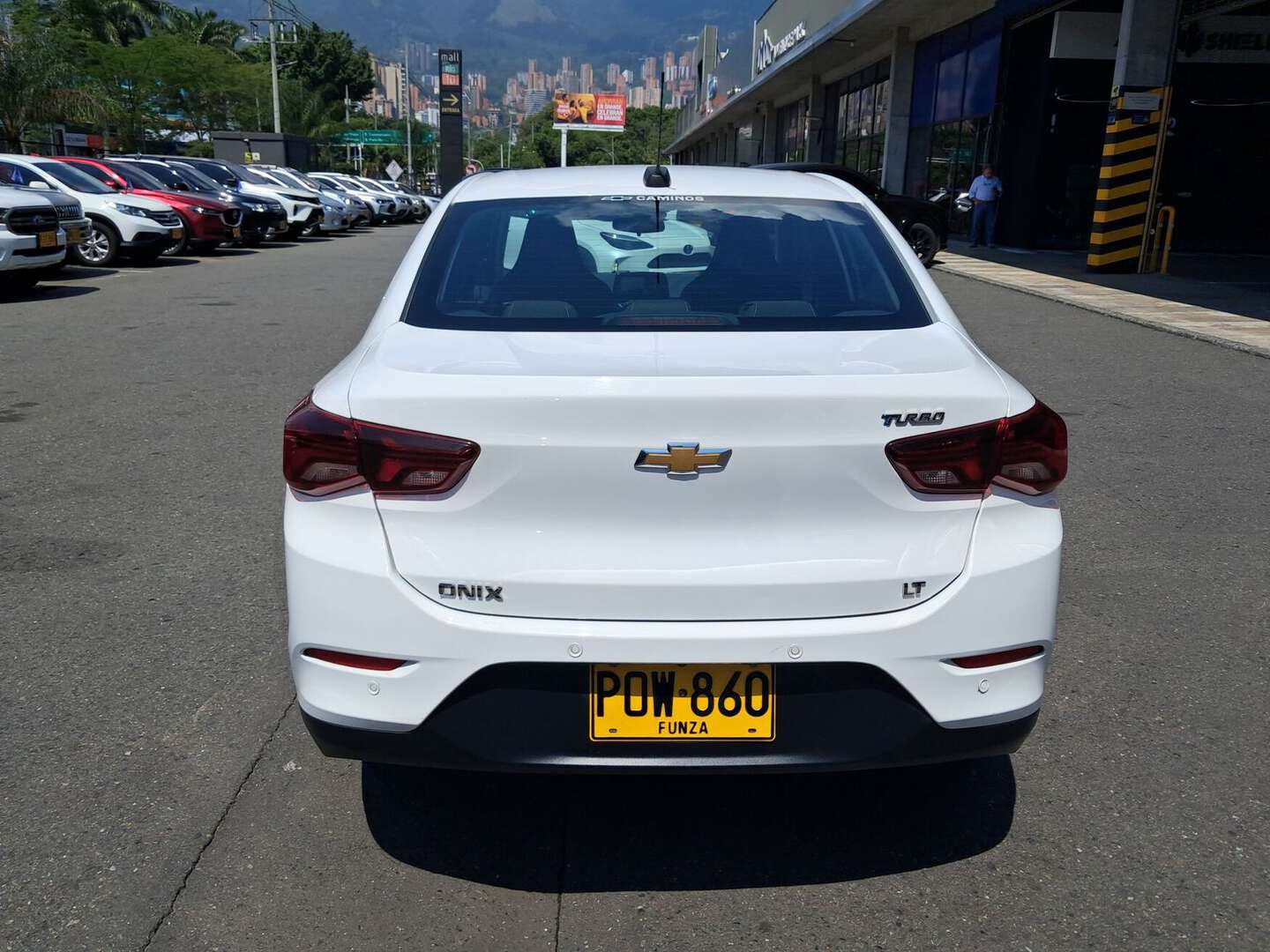 Chevrolet - Onix - 2025