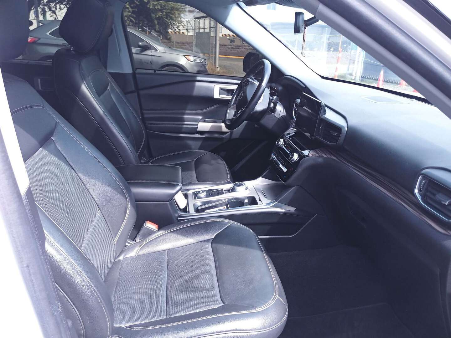 Ford - Explorer - 2022