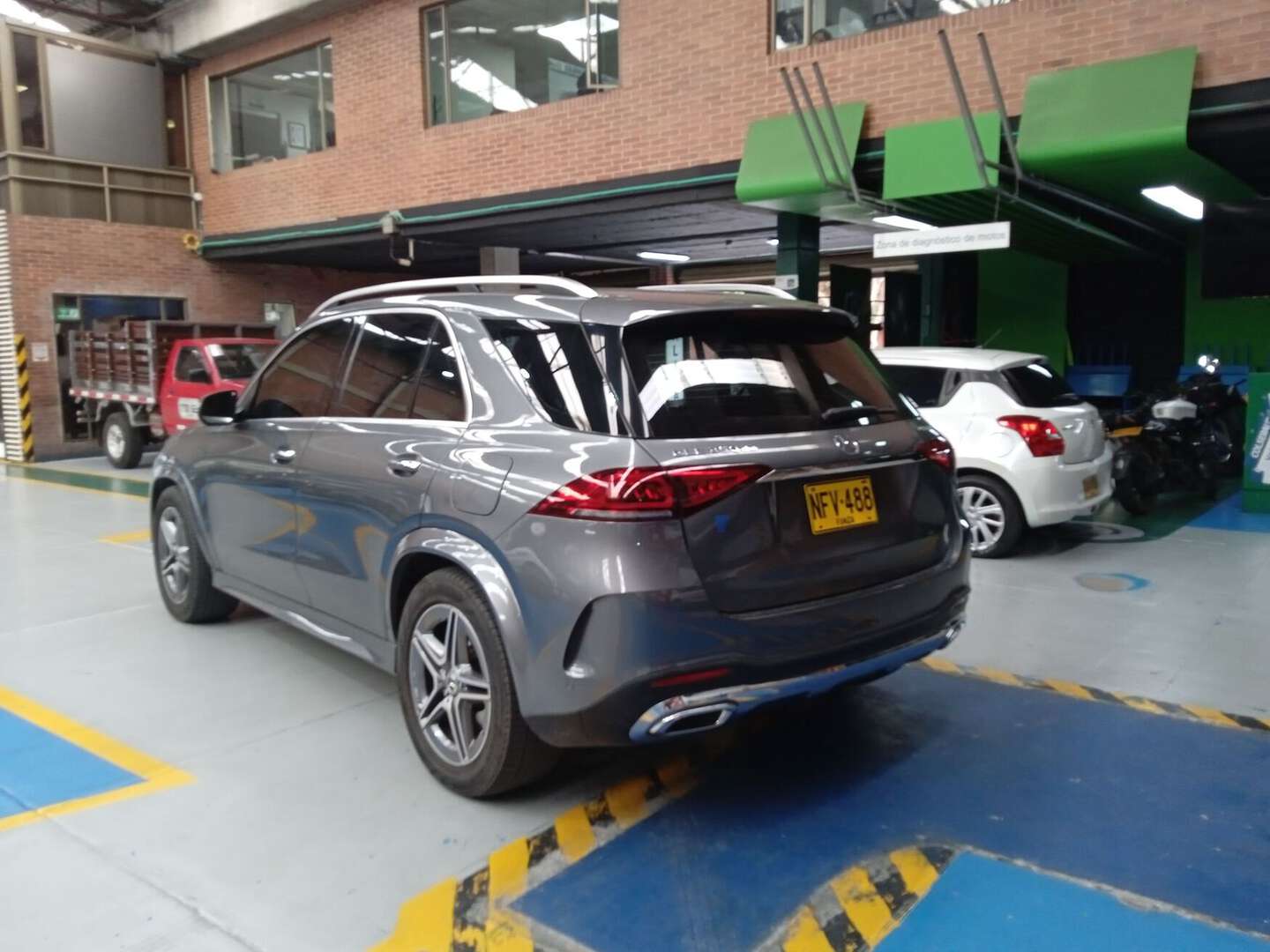 Mercedes Benz - GLE350DE - 2023