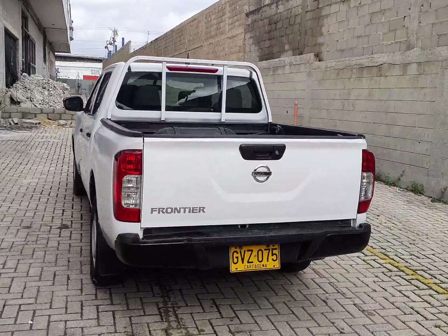 Nissan - Frontier - 2021