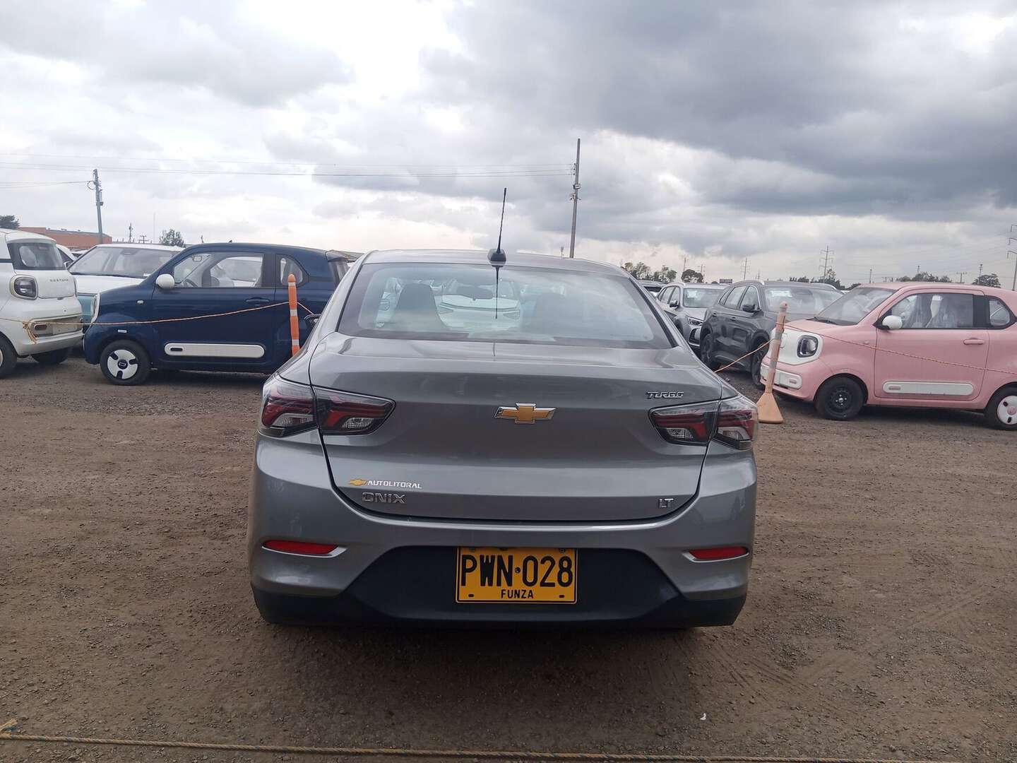 Chevrolet - Onix - 2026