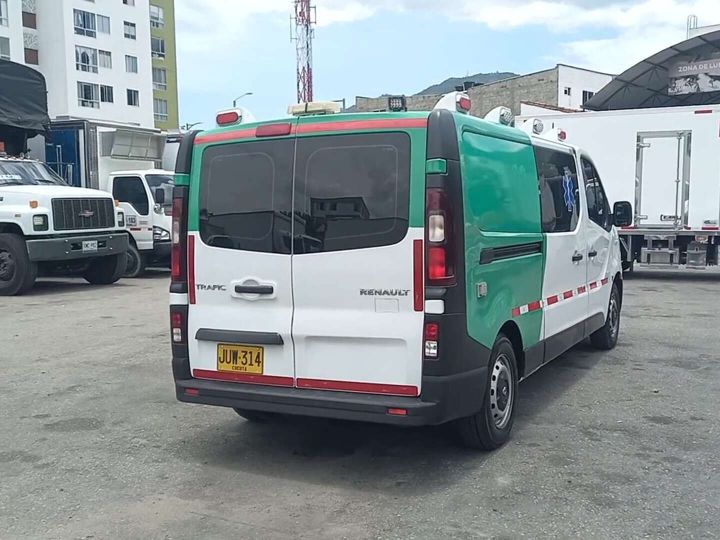 Renault - Trafic - 2021