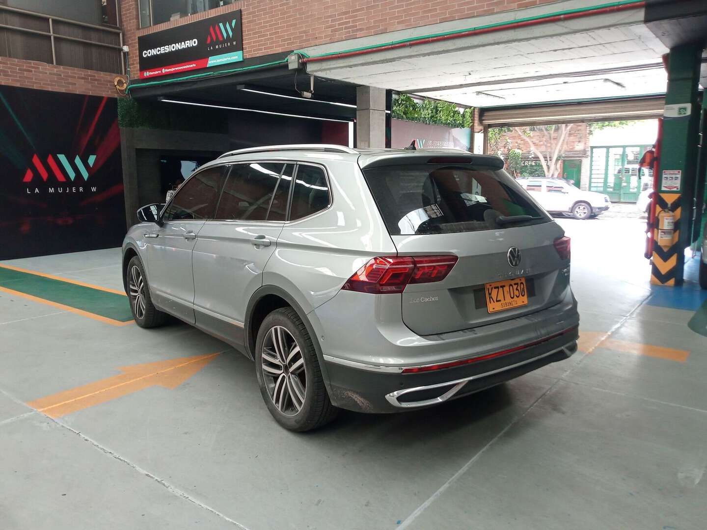Volkswagen - Tiguan - 2022