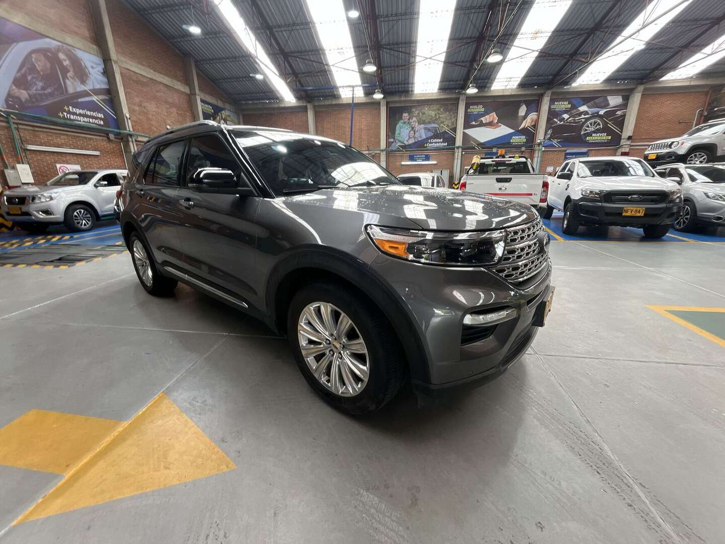 Ford - Explorer - 2021