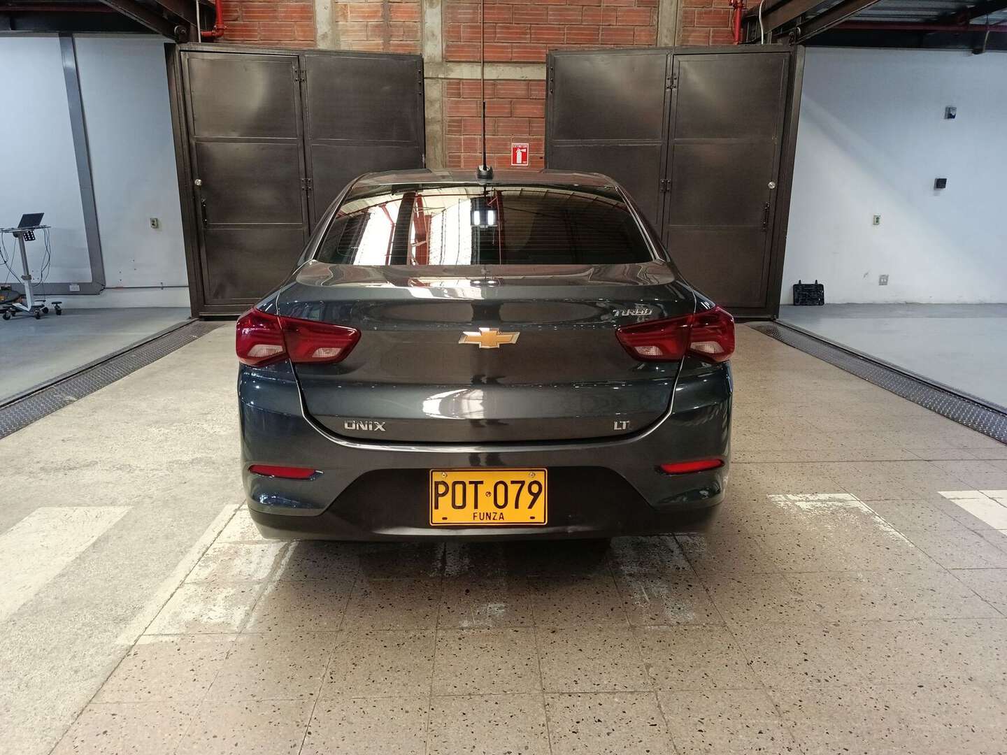 Chevrolet - Onix - 2025