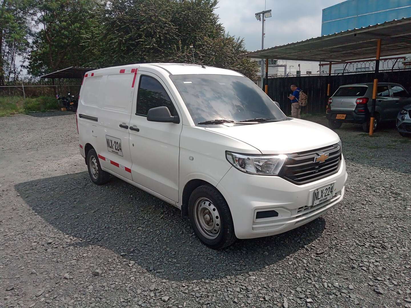 Chevrolet - N400 - 2025