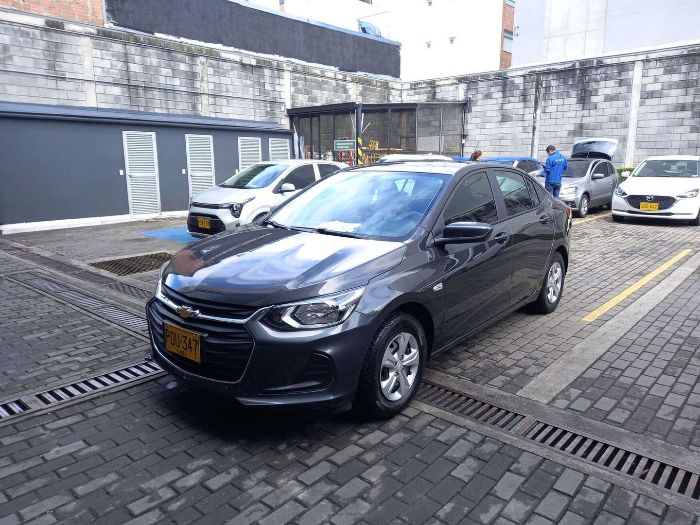 Chevrolet - Onix - 2025