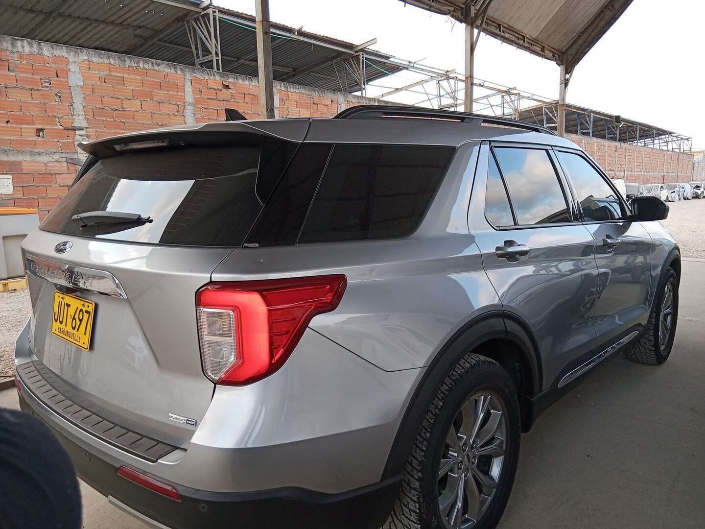 Ford - Explorer - 2021
