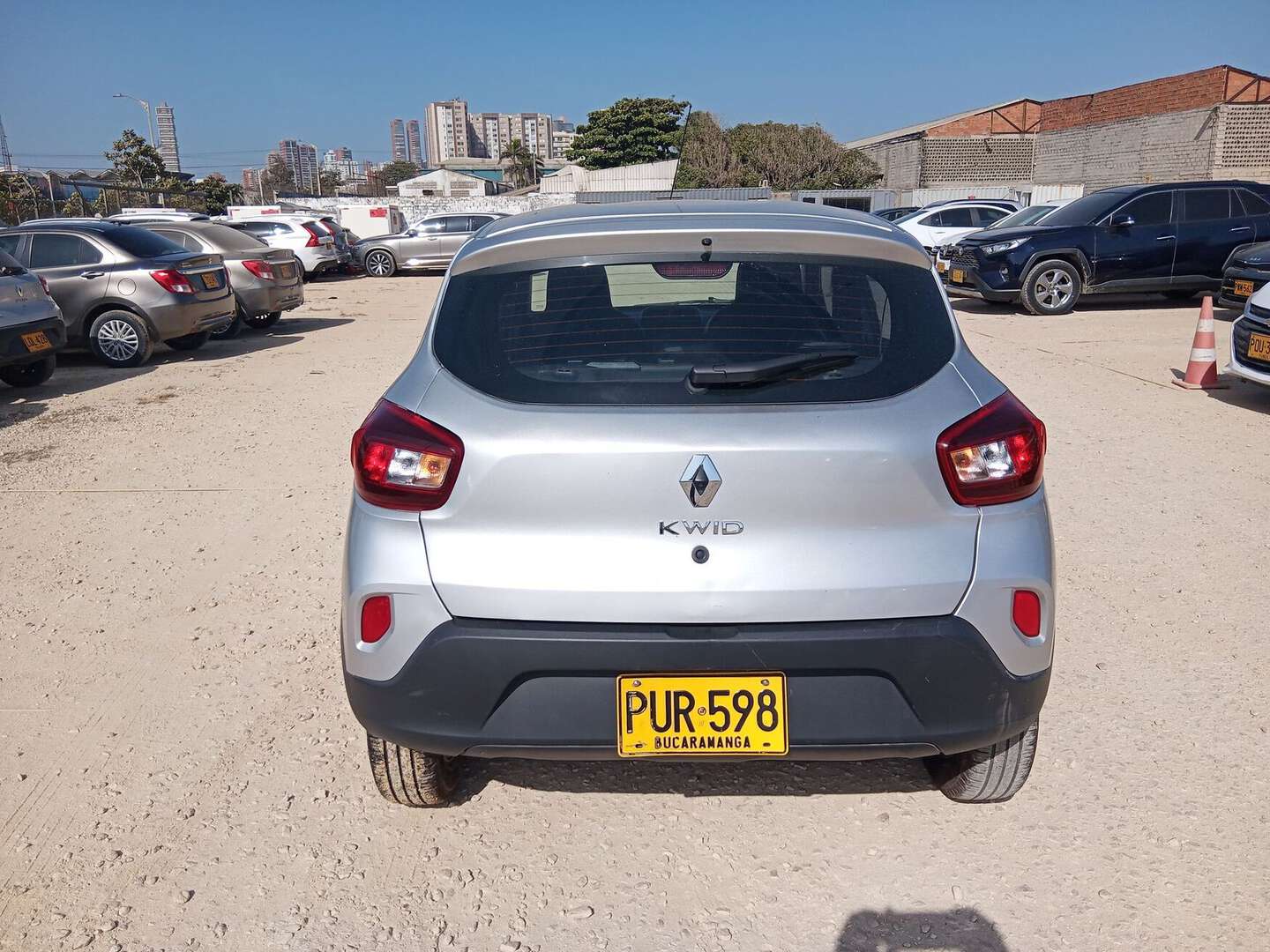 Renault - Kwid - 2026