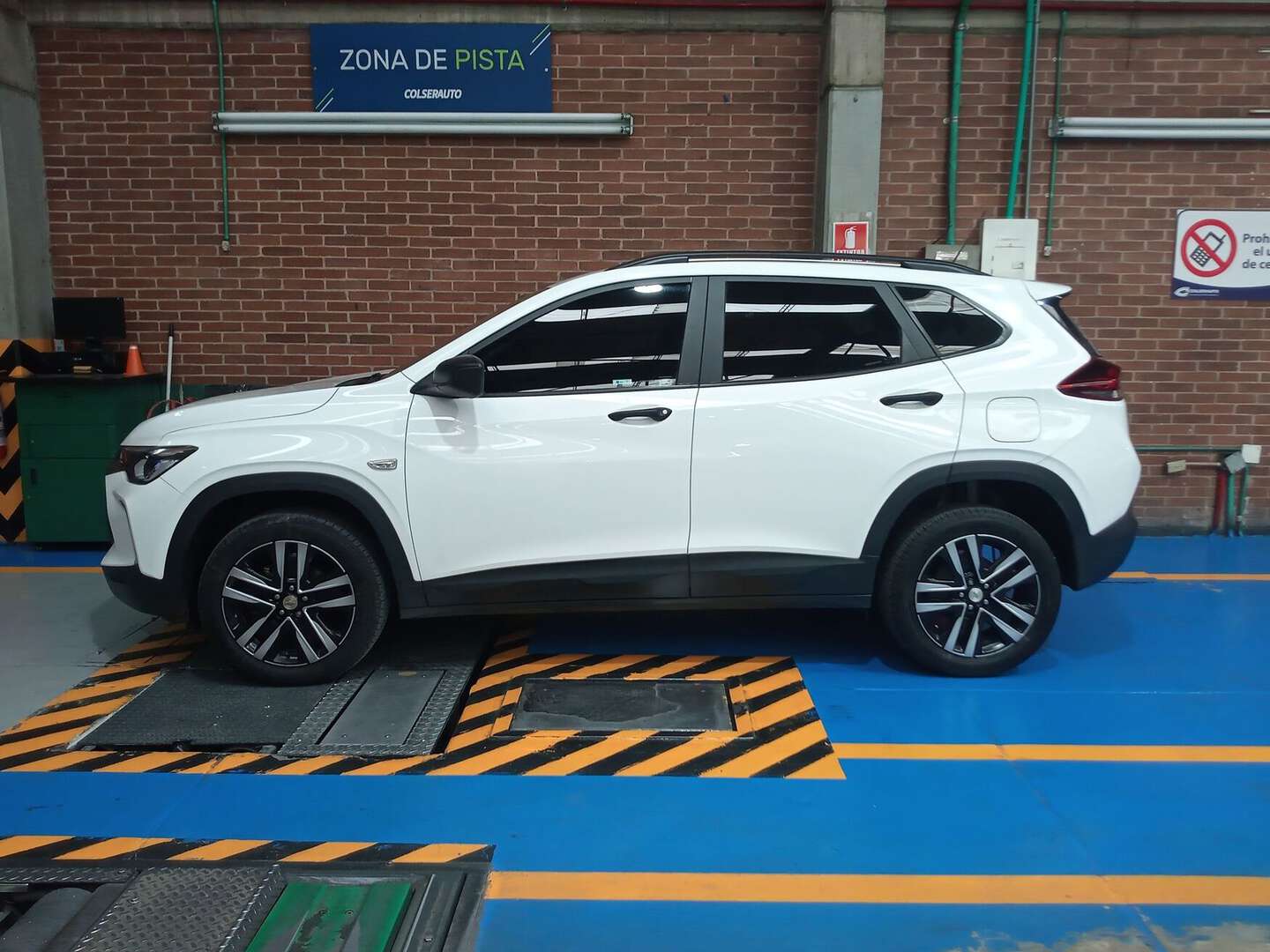 Chevrolet - Tracker - 2024