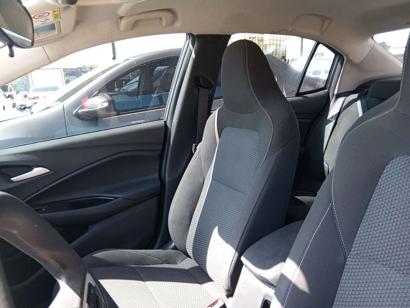 Chevrolet - Onix - 2025