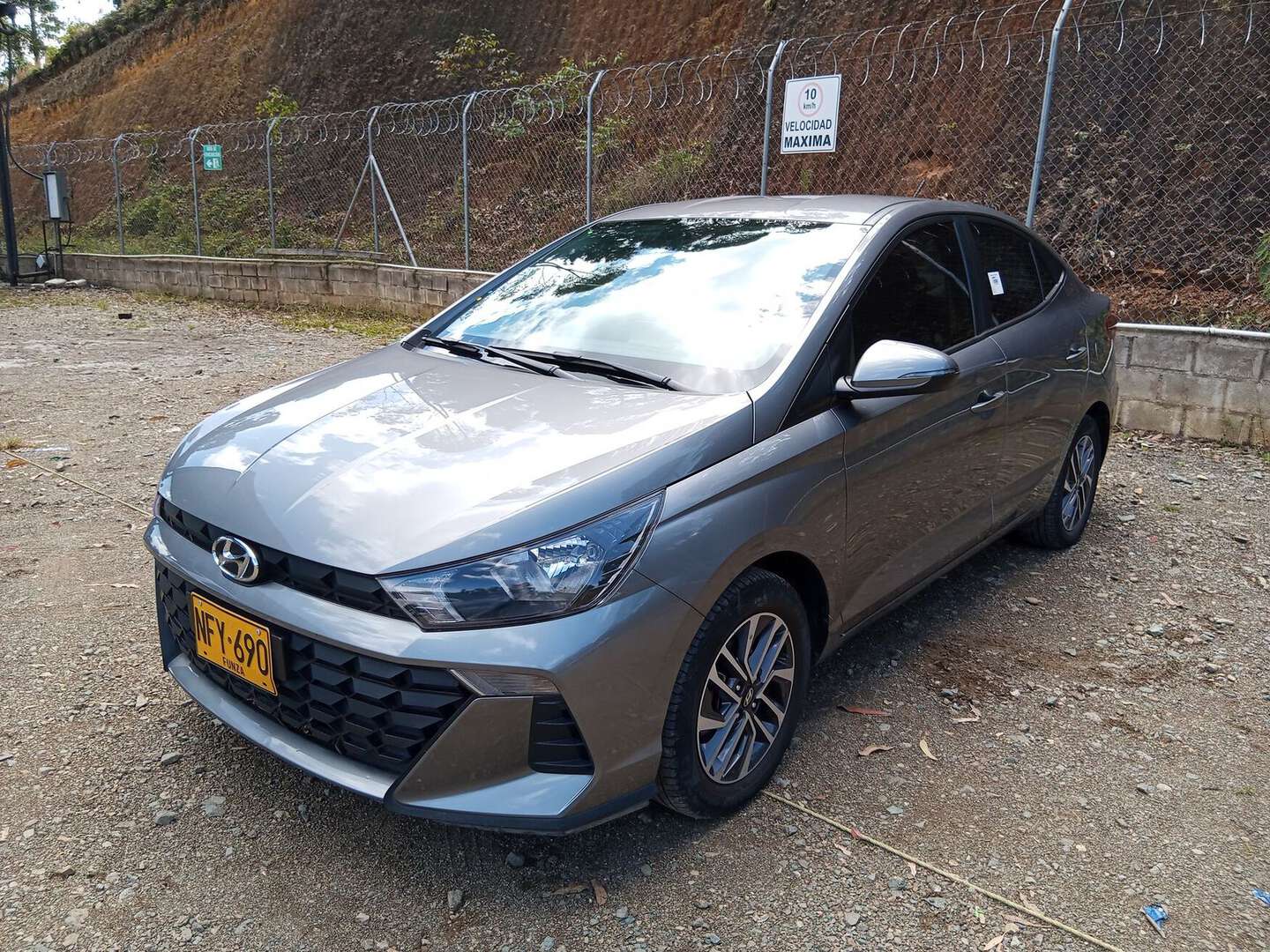 Hyundai - HB20S Accent - 2024