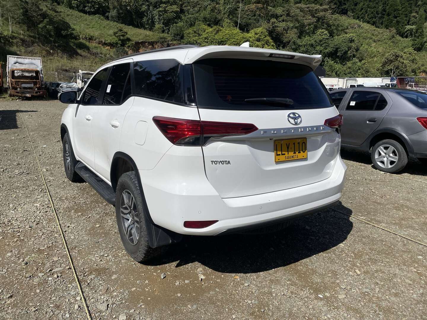 Toyota - Fortuner - 2022