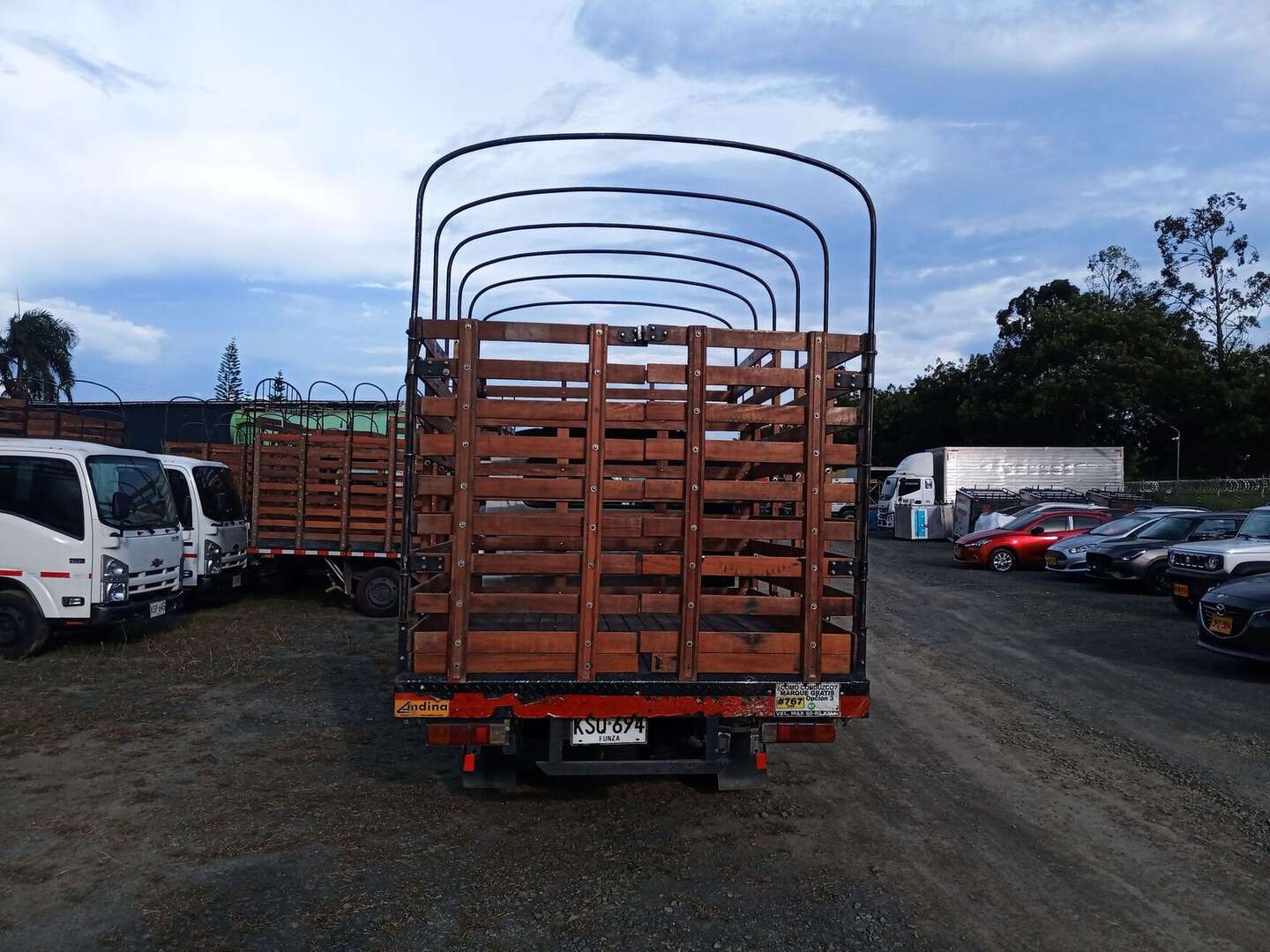 Chevrolet - NHR Doble - 2022