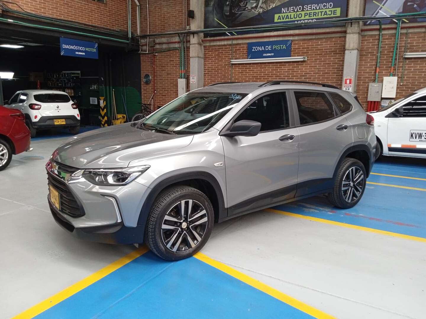 Chevrolet - Tracker - 2025