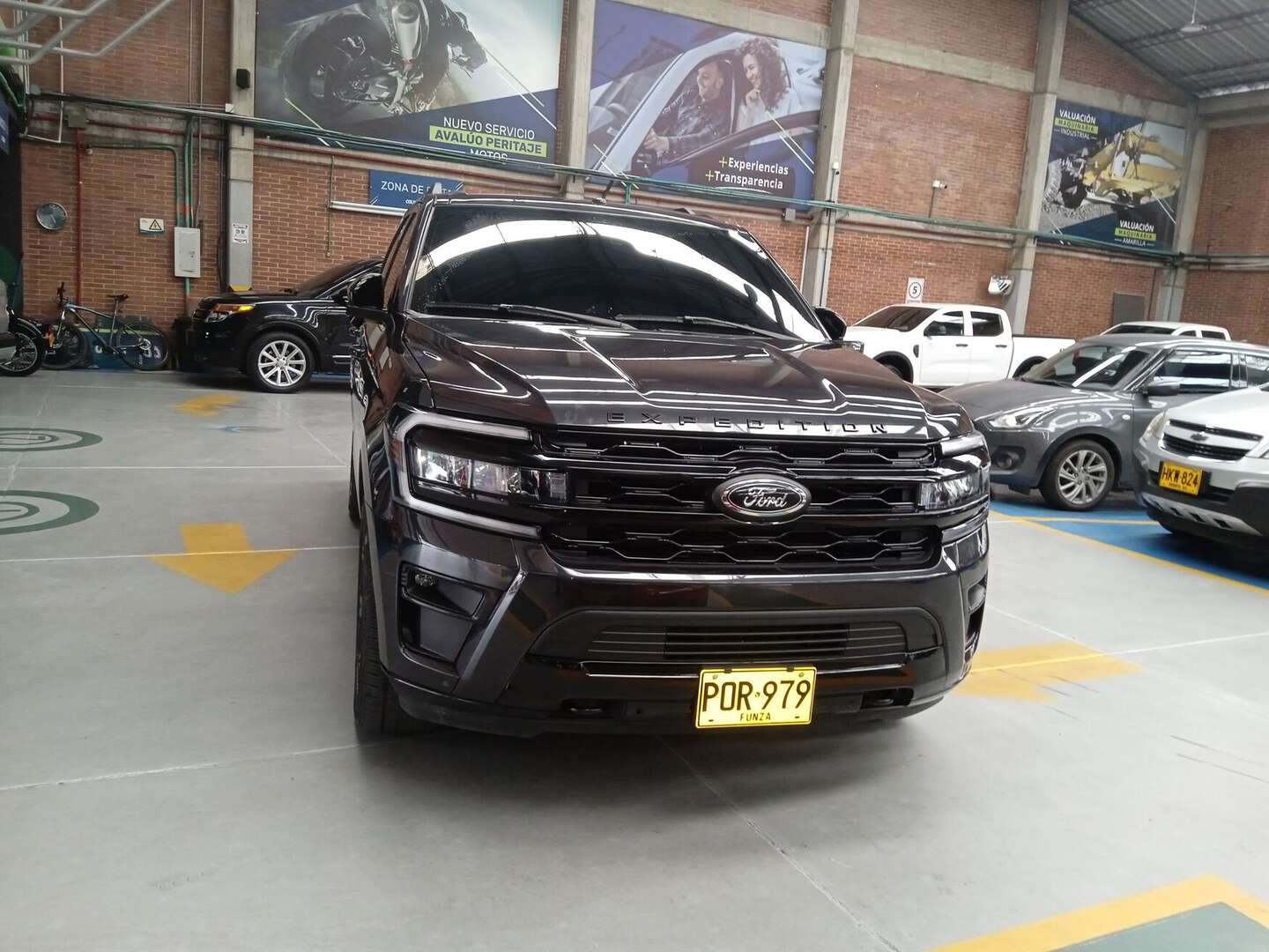 Ford - Expedition - 2024