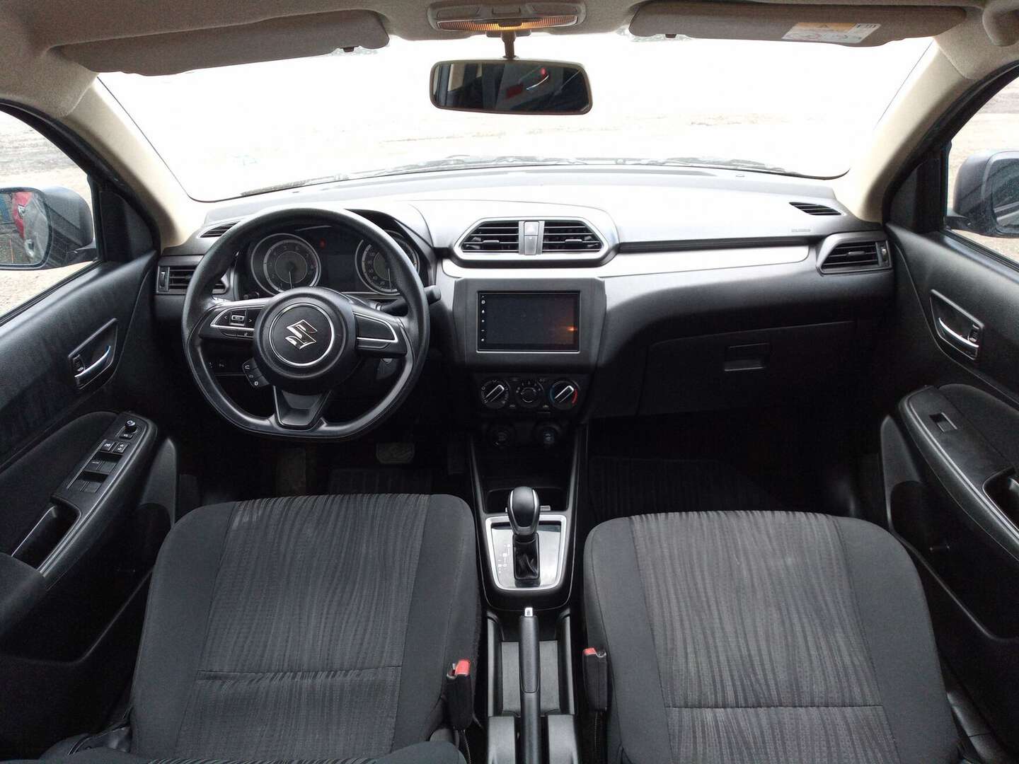 Suzuki - Swift - 2023