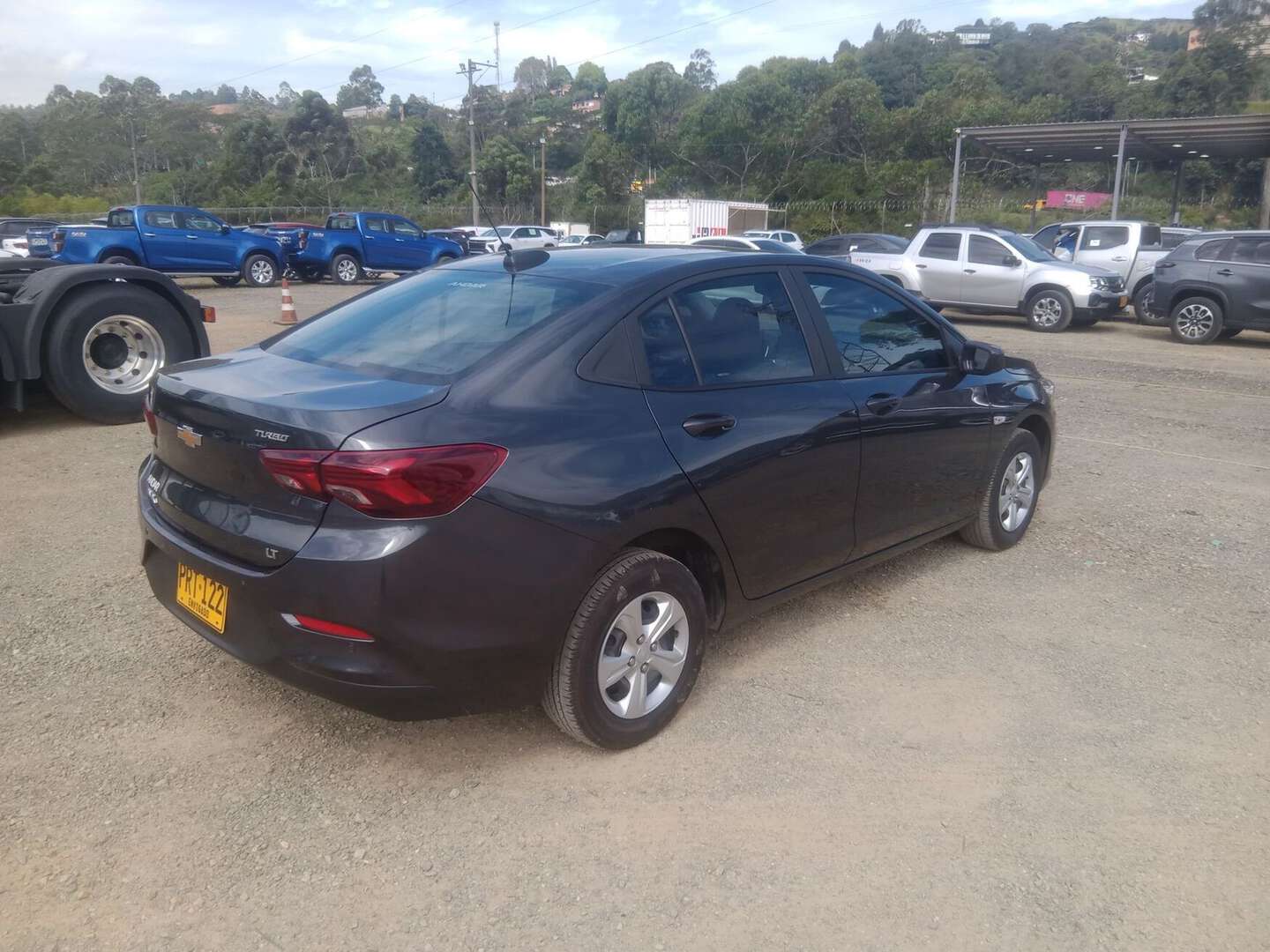 Chevrolet - Onix - 2025