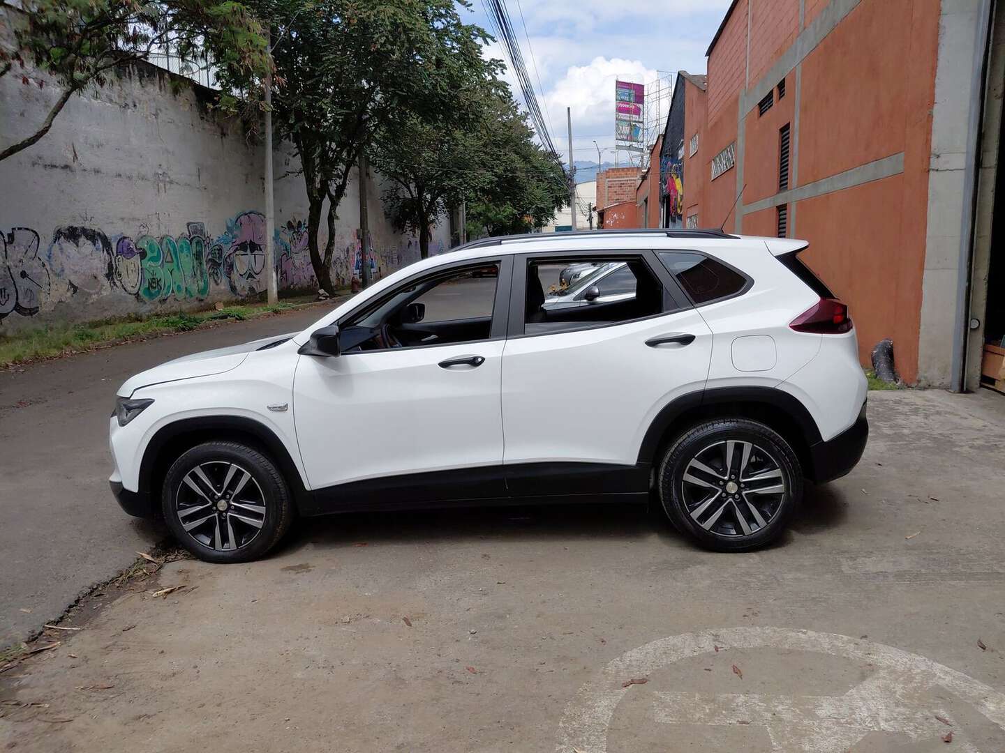 Chevrolet - Tracker - 2025