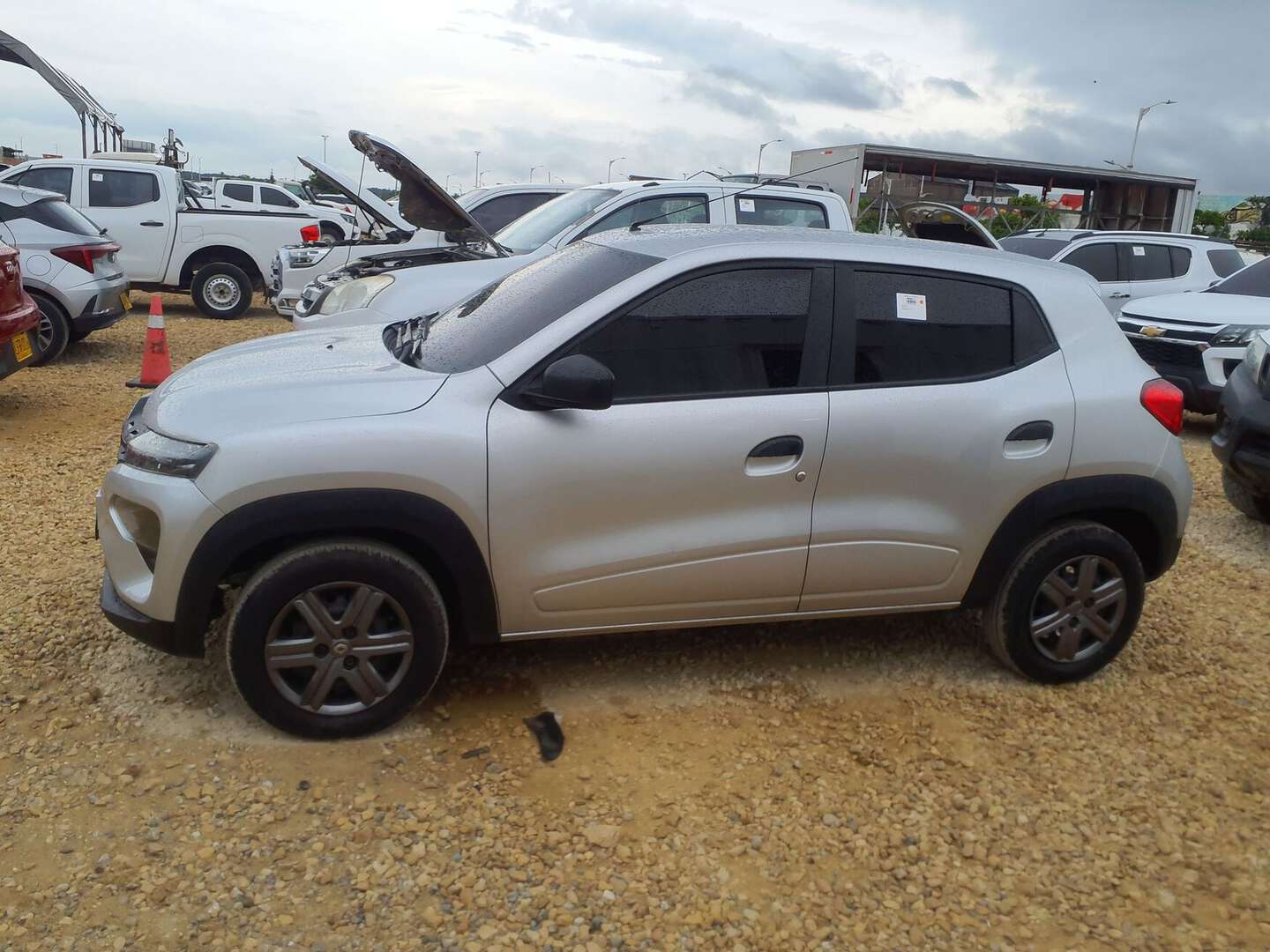 Renault - Kwid - 2023
